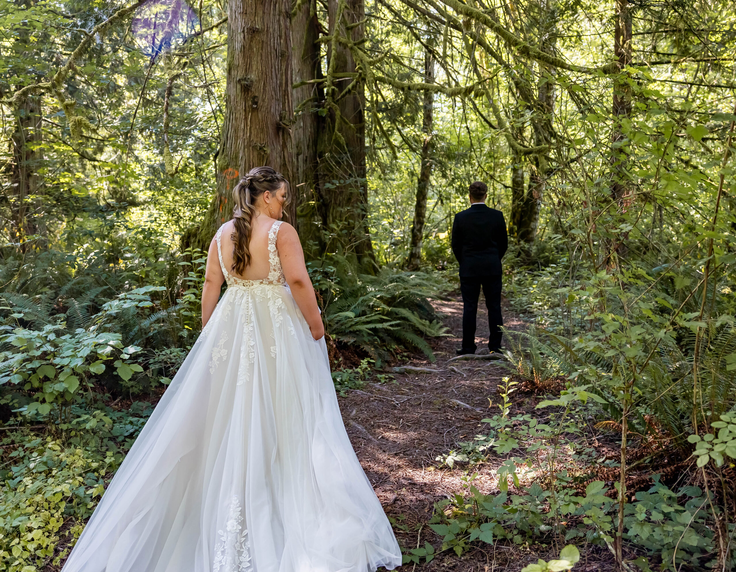 First look for Acme wedding 