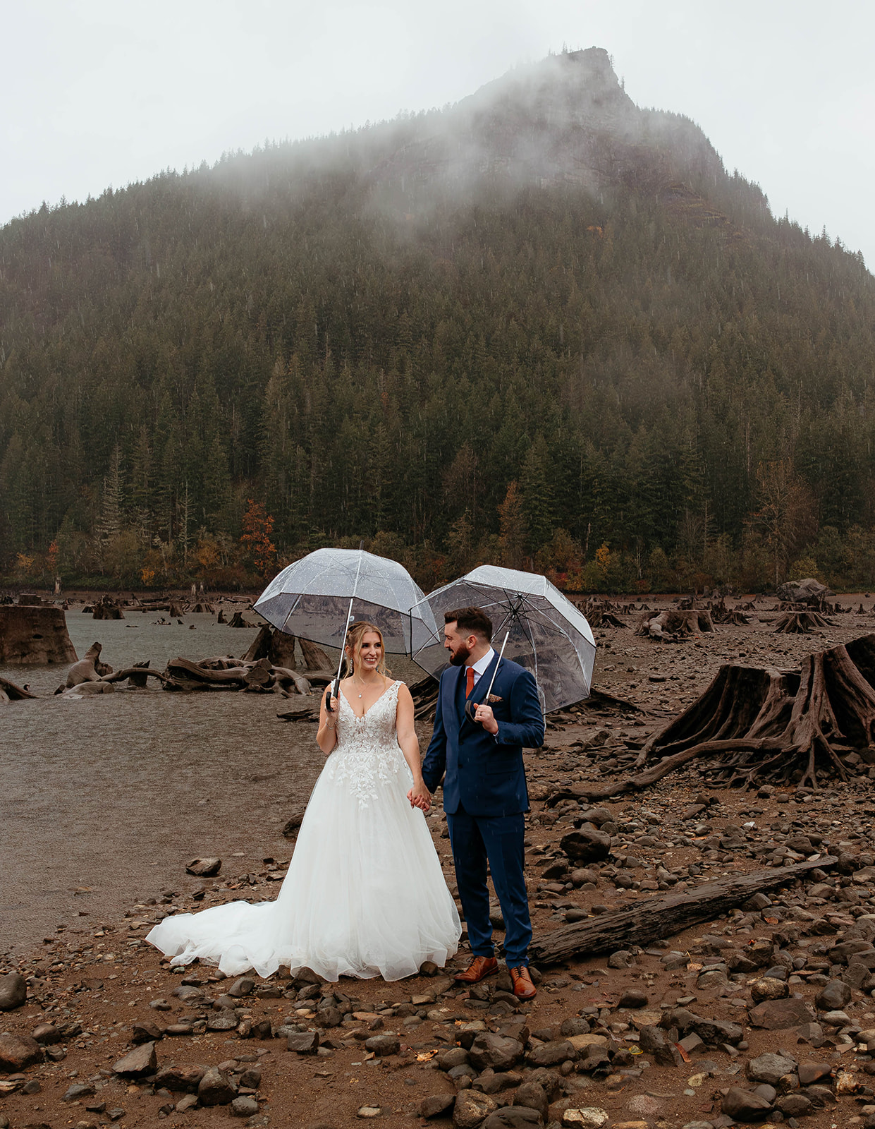 PNW Elopement, Snoqualmie Pass Elopement, PNW Elopement Photographer