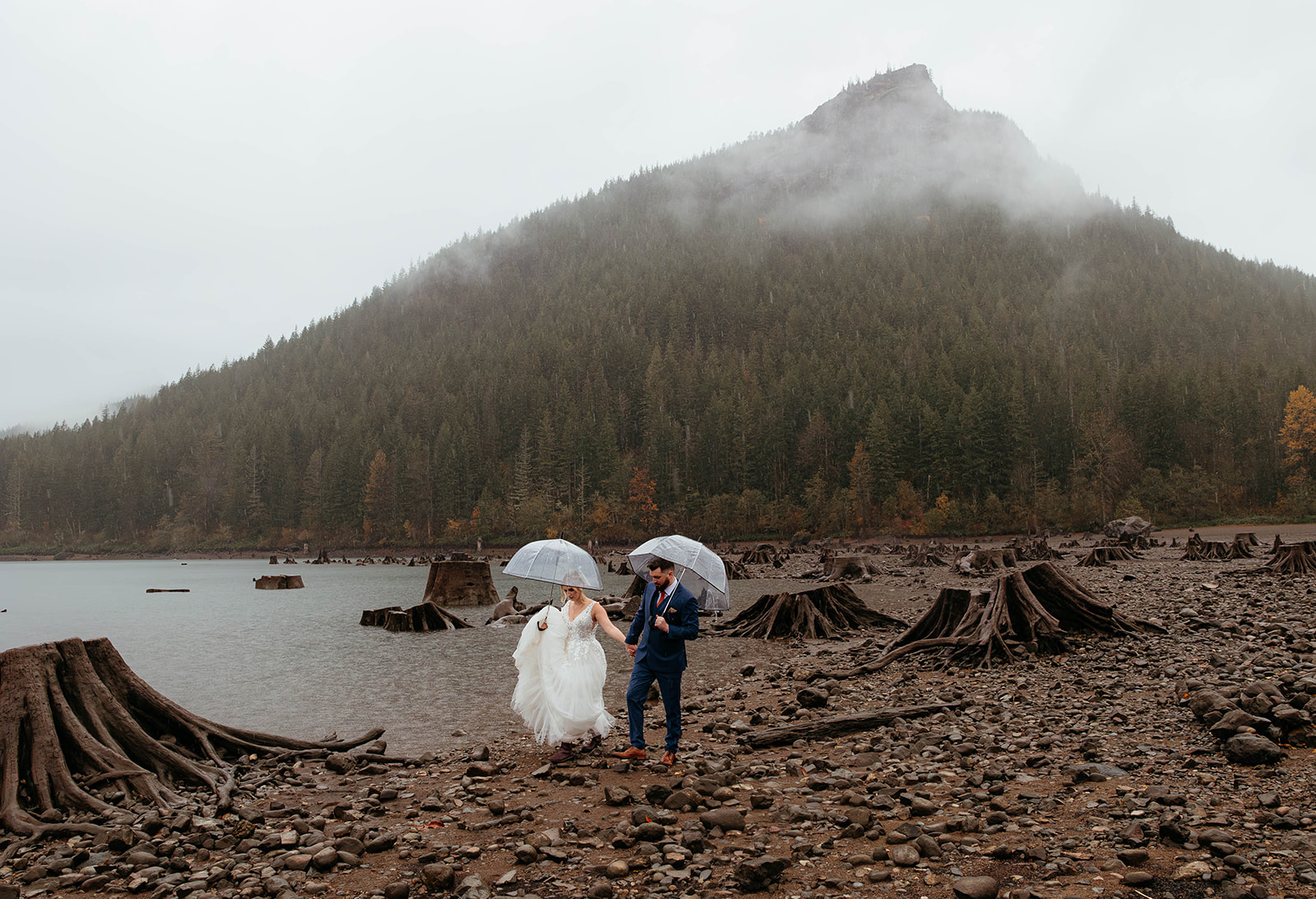 PNW Elopement, Snoqualmie Pass Elopement, PNW Elopement Photographer