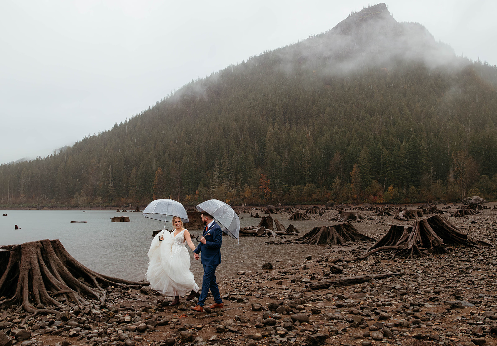 PNW Elopement, Snoqualmie Pass Elopement, PNW Elopement Photographer