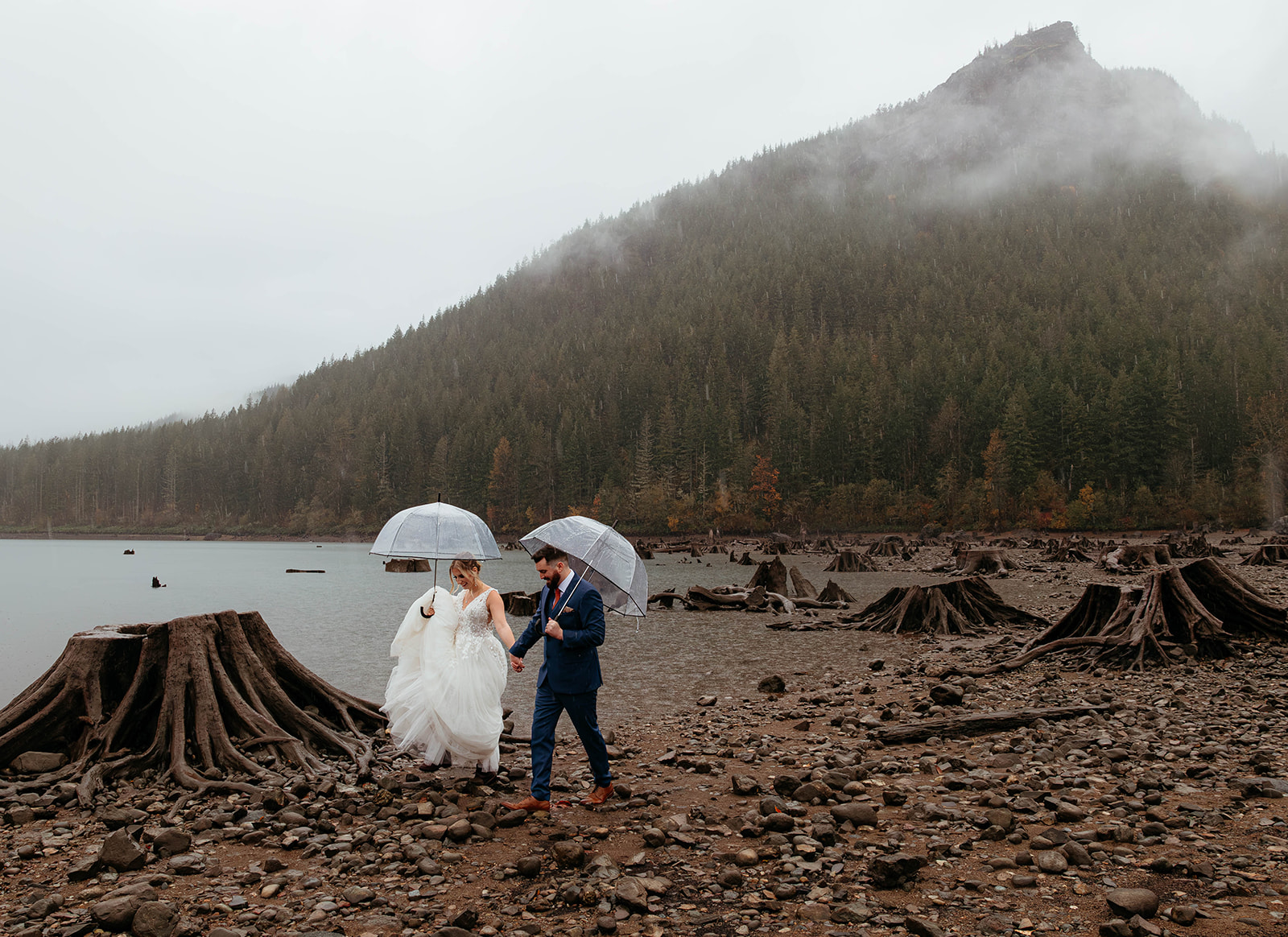 PNW Elopement, Snoqualmie Pass Elopement, PNW Elopement Photographer