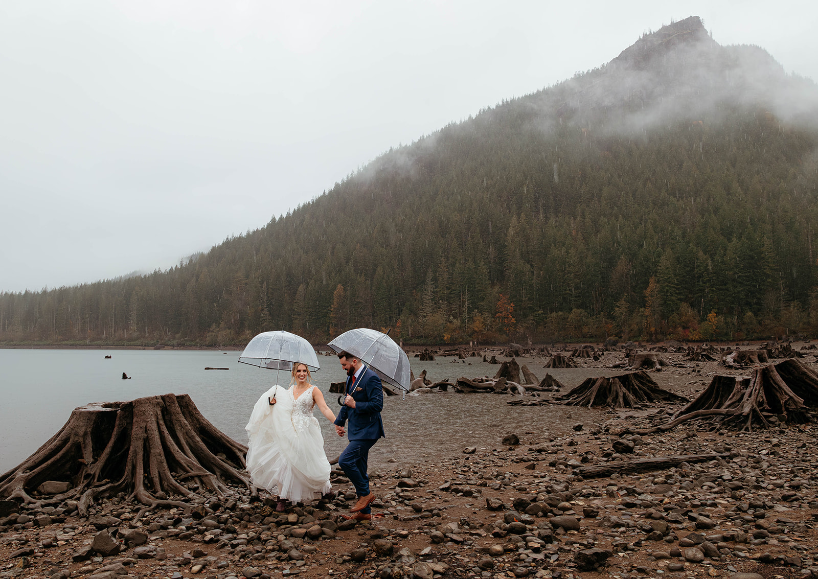 PNW Elopement, Snoqualmie Pass Elopement, PNW Elopement Photographer