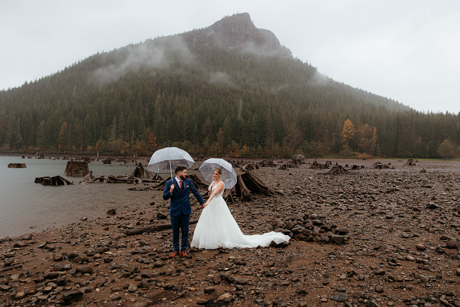 PNW Elopement, Snoqualmie Pass Elopement, PNW Elopement Photographer