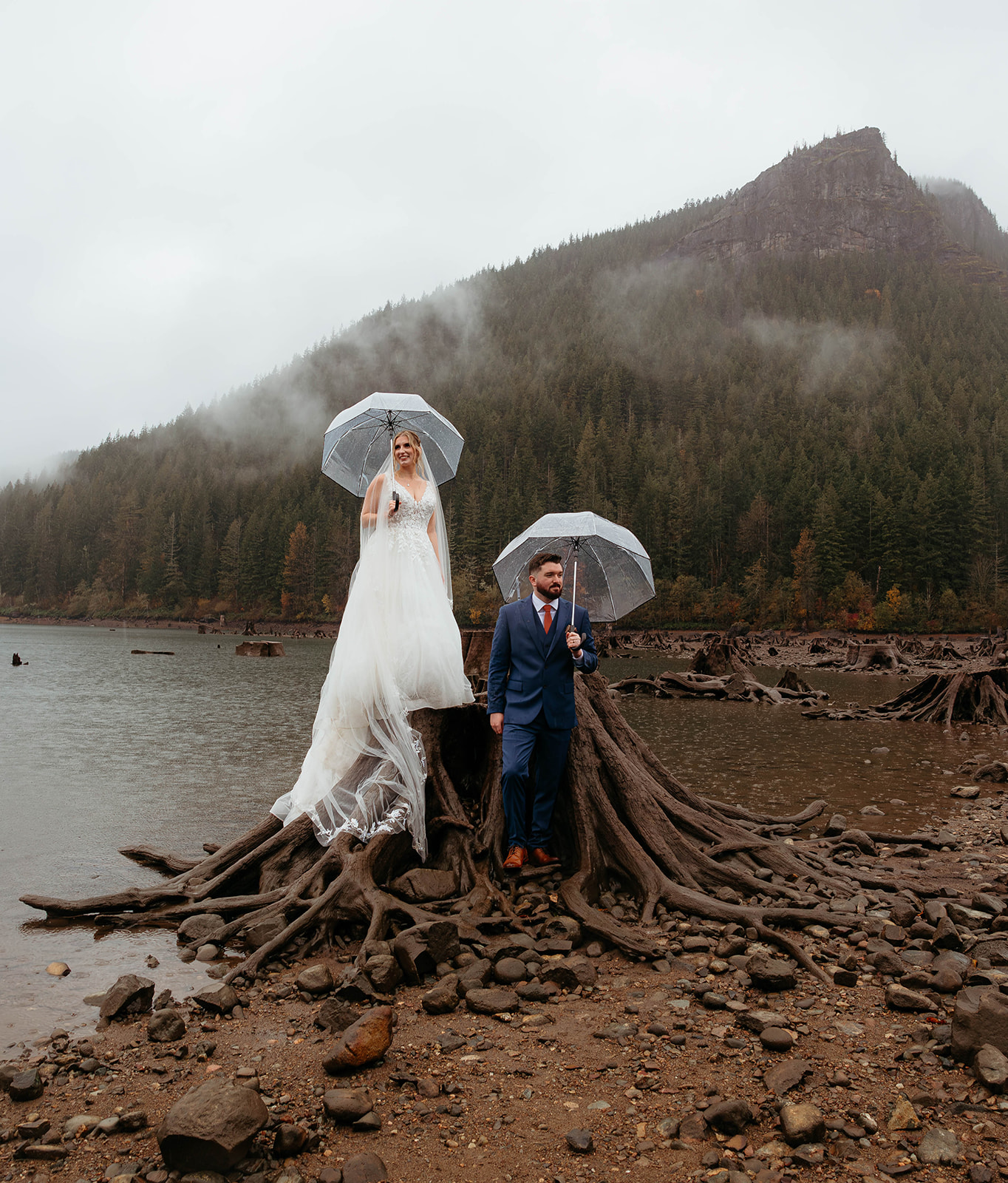 PNW Elopement, Snoqualmie Pass Elopement, PNW Elopement Photographer