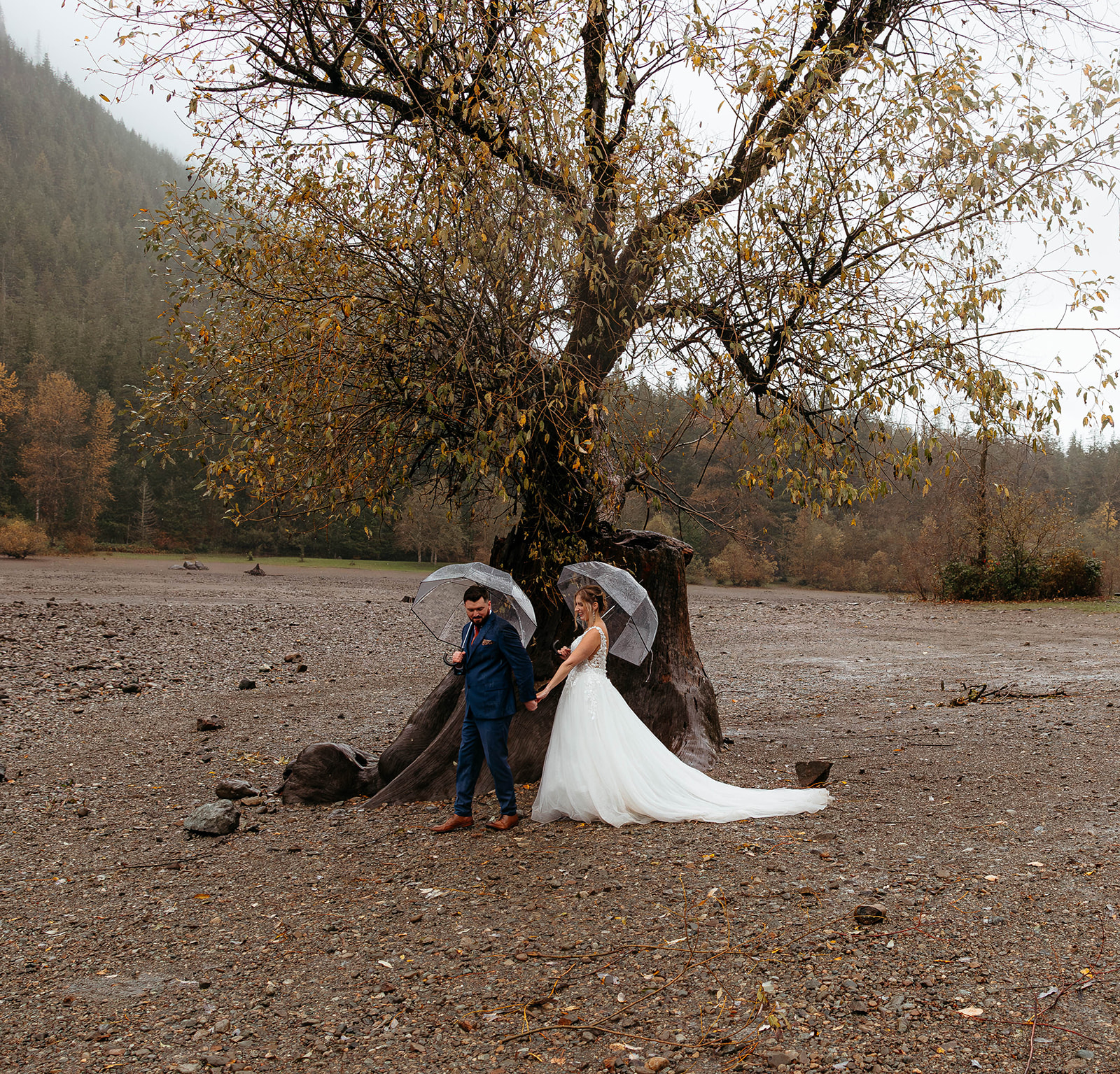 PNW Elopement, Snoqualmie Pass Elopement, PNW Elopement Photographer