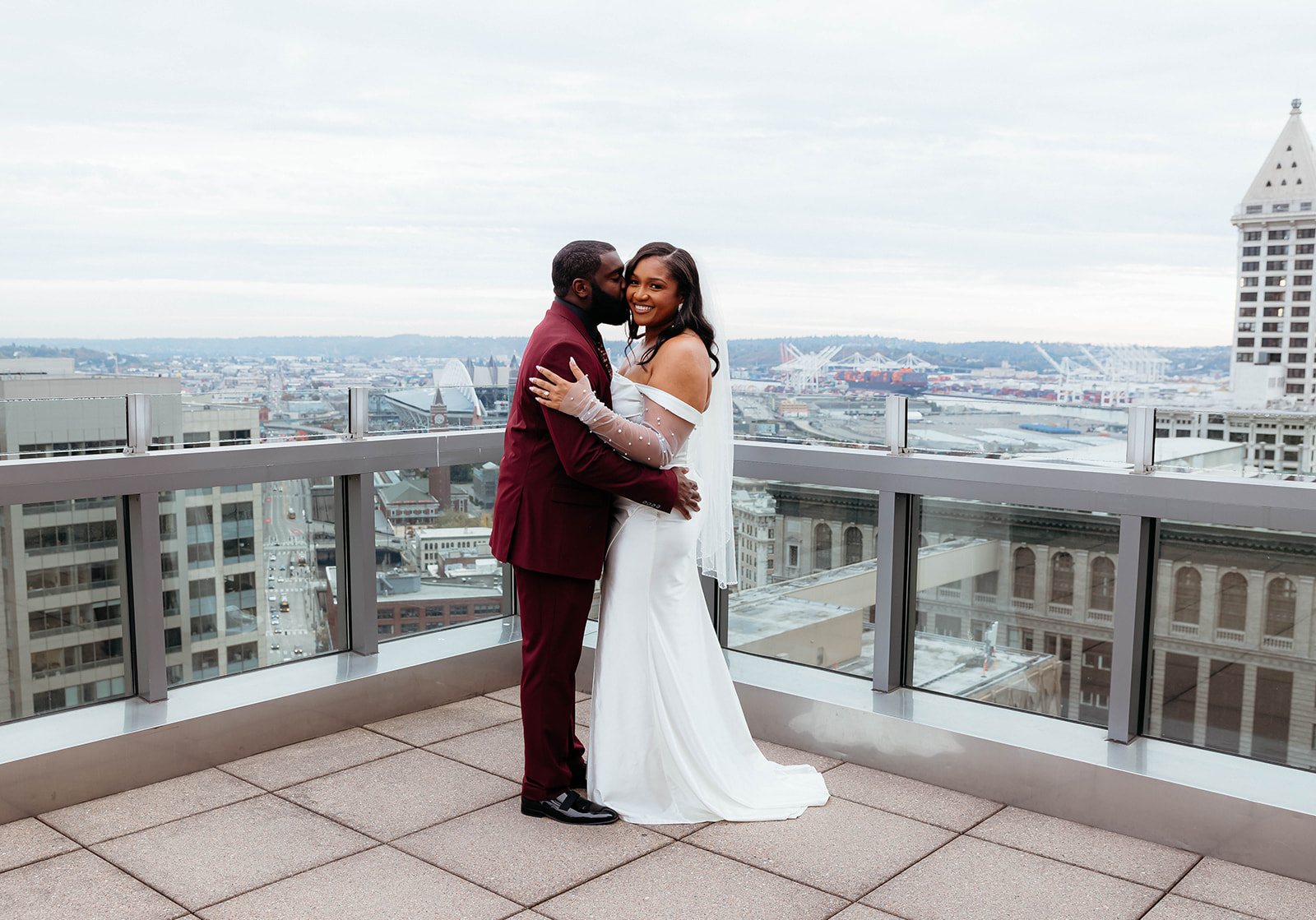 Seattle Elopement, Seattle Elopement Photographer, Seattle Courthouse Elopement, Elope in Seattle