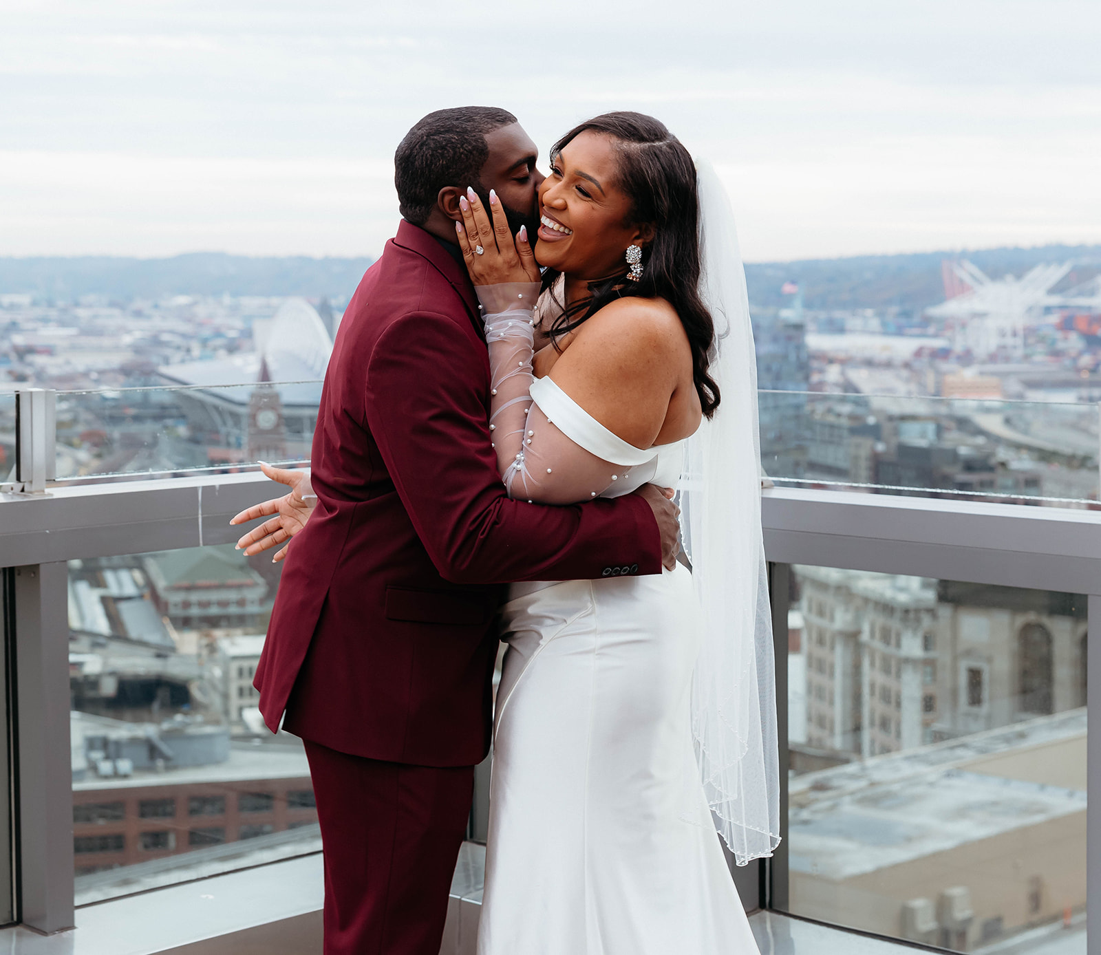 Seattle Elopement, Seattle Elopement Photographer, Seattle Courthouse Elopement, Elope in Seattle