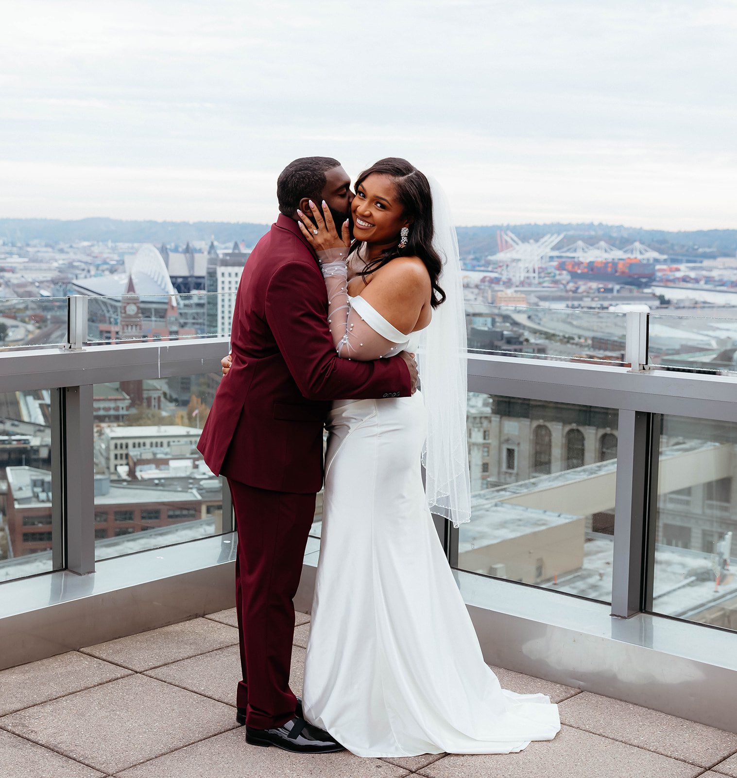 Seattle Elopement, Seattle Elopement Photographer, Seattle Courthouse Elopement, Elope in Seattle