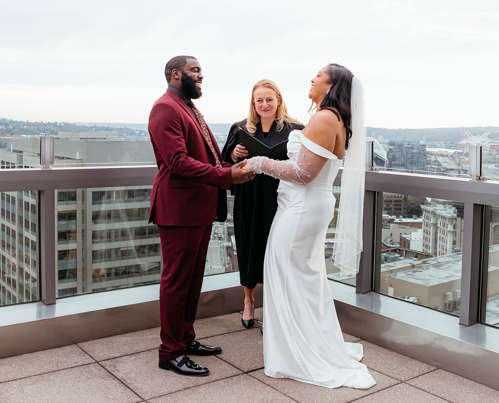 Seattle Elopement, Seattle Elopement Photographer, Seattle Courthouse Elopement, Elope in Seattle