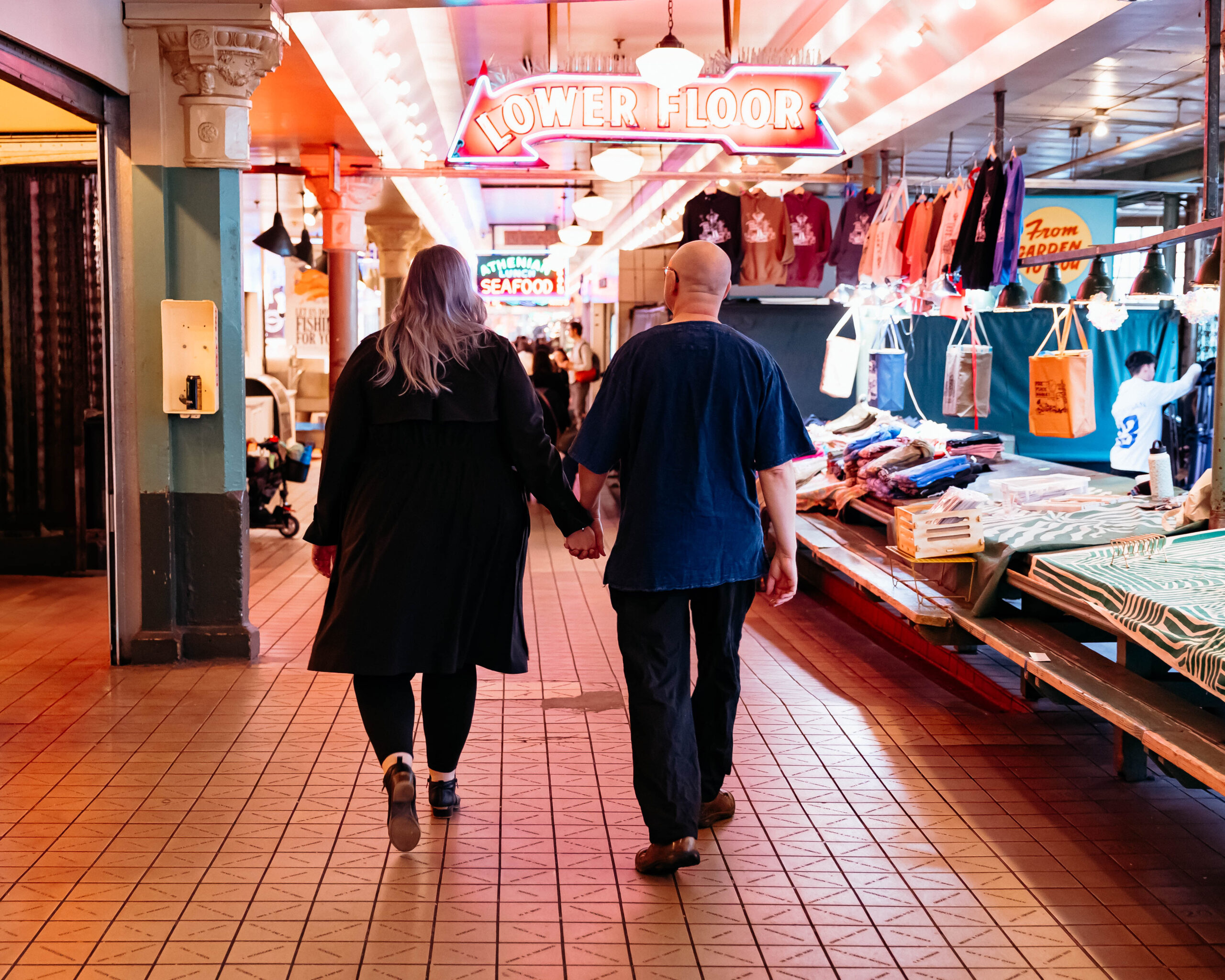 Seattle Photographer, Seattle wedding photographer, seattle engagement, seattle engagement session, pike place market, seattle waterfront, seattle pier