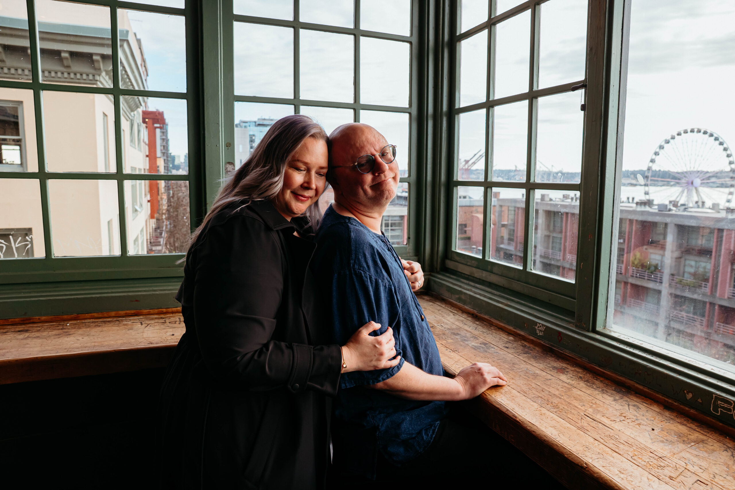 Seattle Photographer, Seattle wedding photographer, seattle engagement, seattle engagement session, pike place market, seattle waterfront, seattle pier