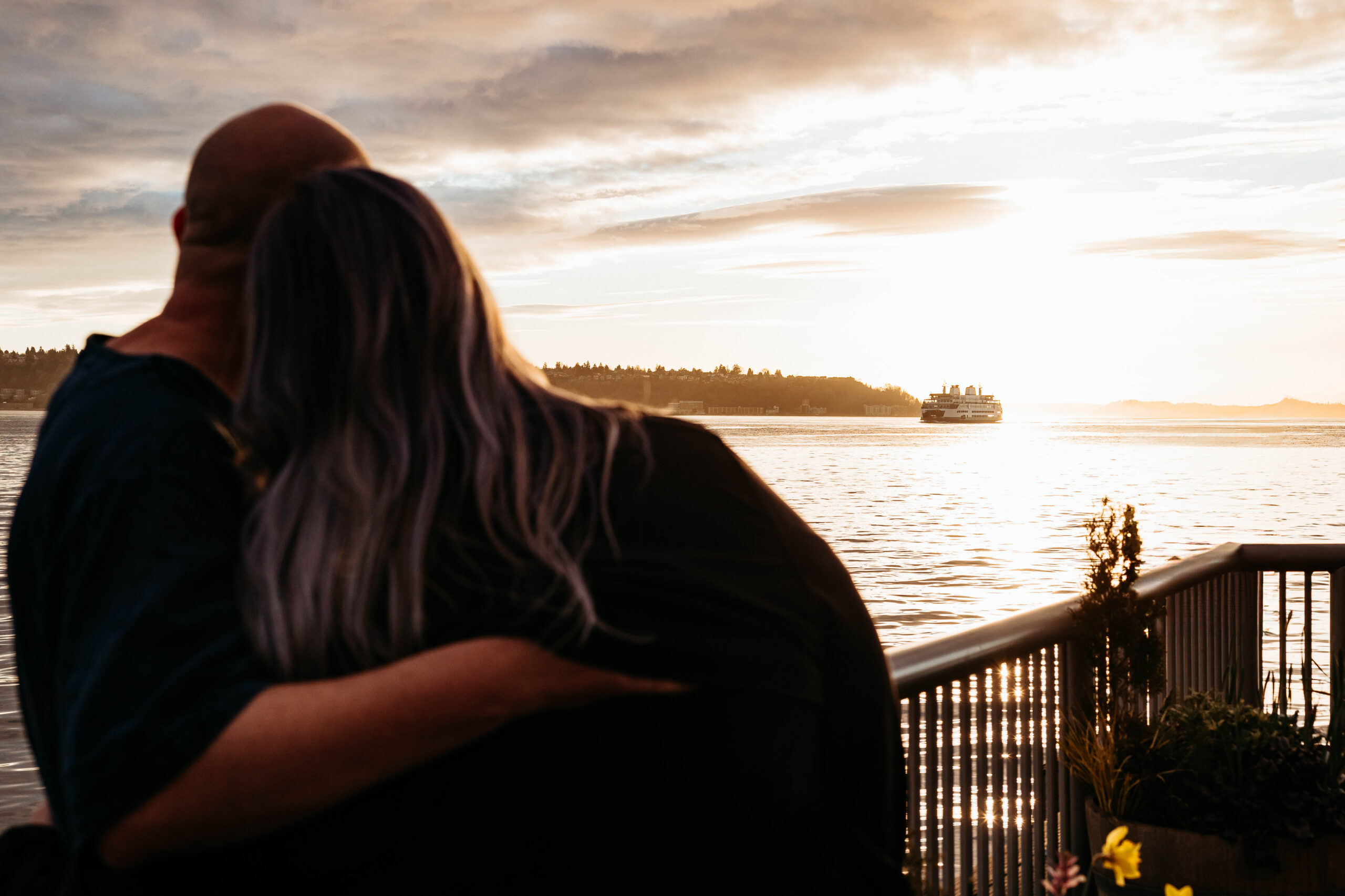 Seattle Photographer, Seattle wedding photographer, seattle engagement, seattle engagement session, pike place market, seattle waterfront, seattle pier