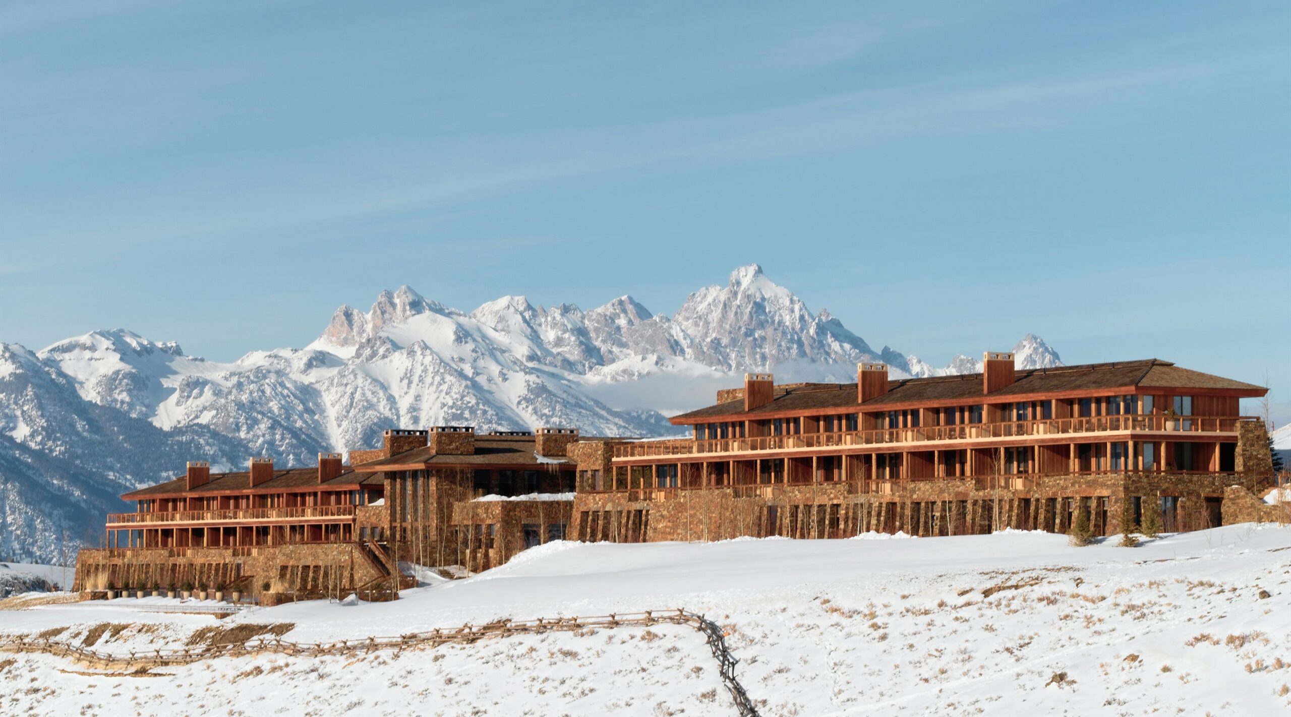 Amangani wedding venue in Jackson Hole, Wyoming – luxury mountain resort with panoramic Teton views, modern lodge architecture, and romantic outdoor ceremony spaces.