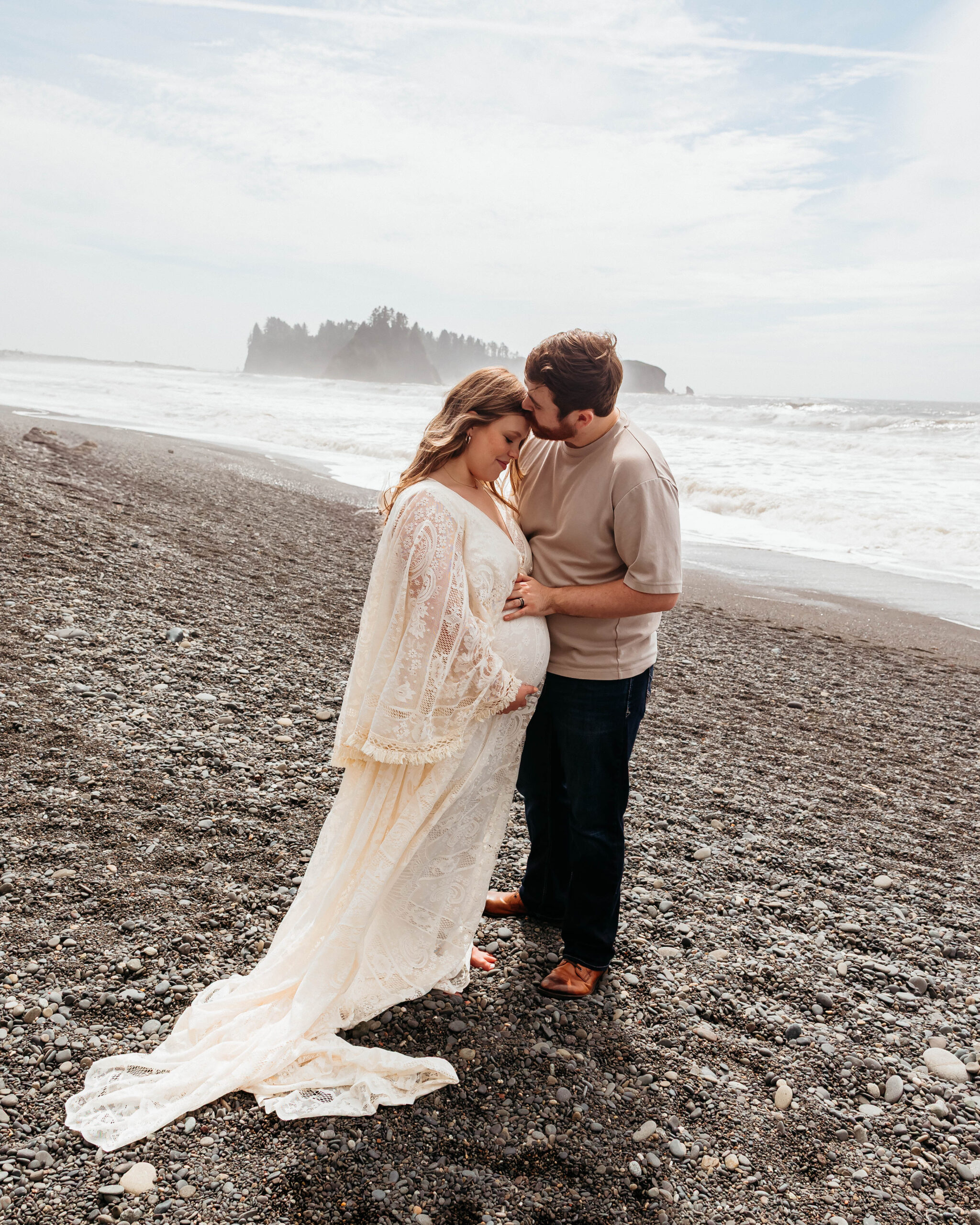 Washington coast maternity session 