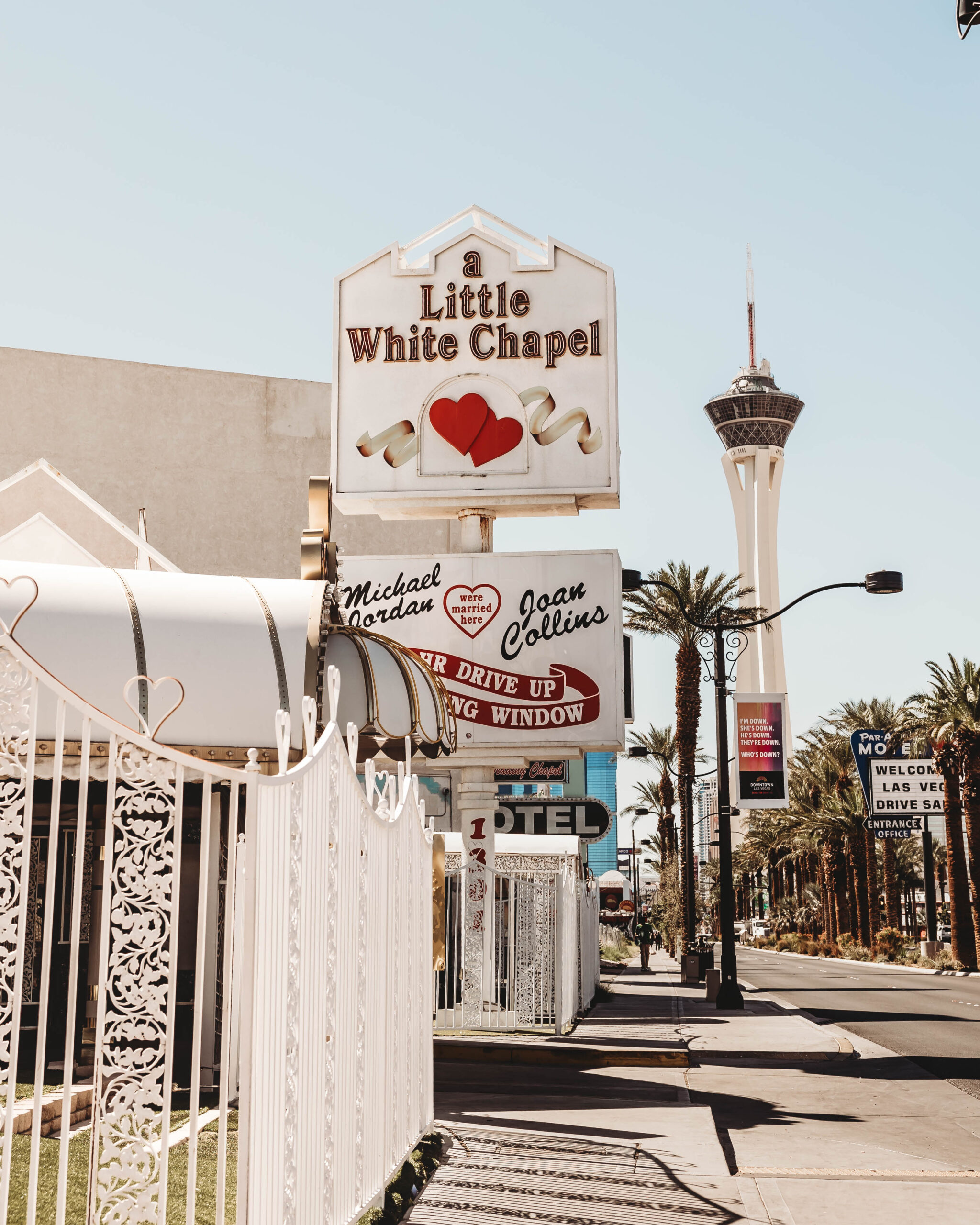 A little White Chapel on the Las Vegas strip