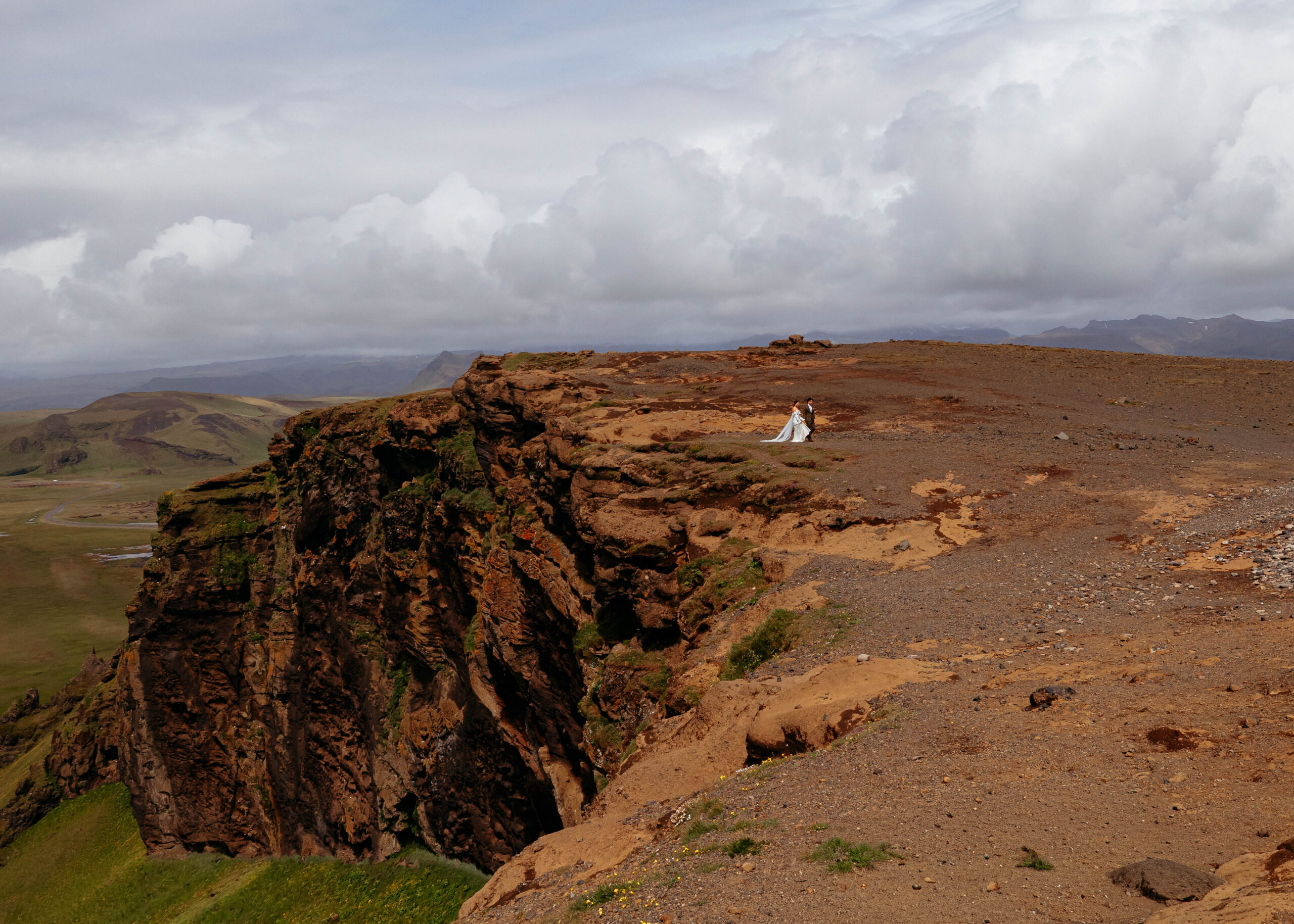 Iceland cliff elopement in southern Iceland